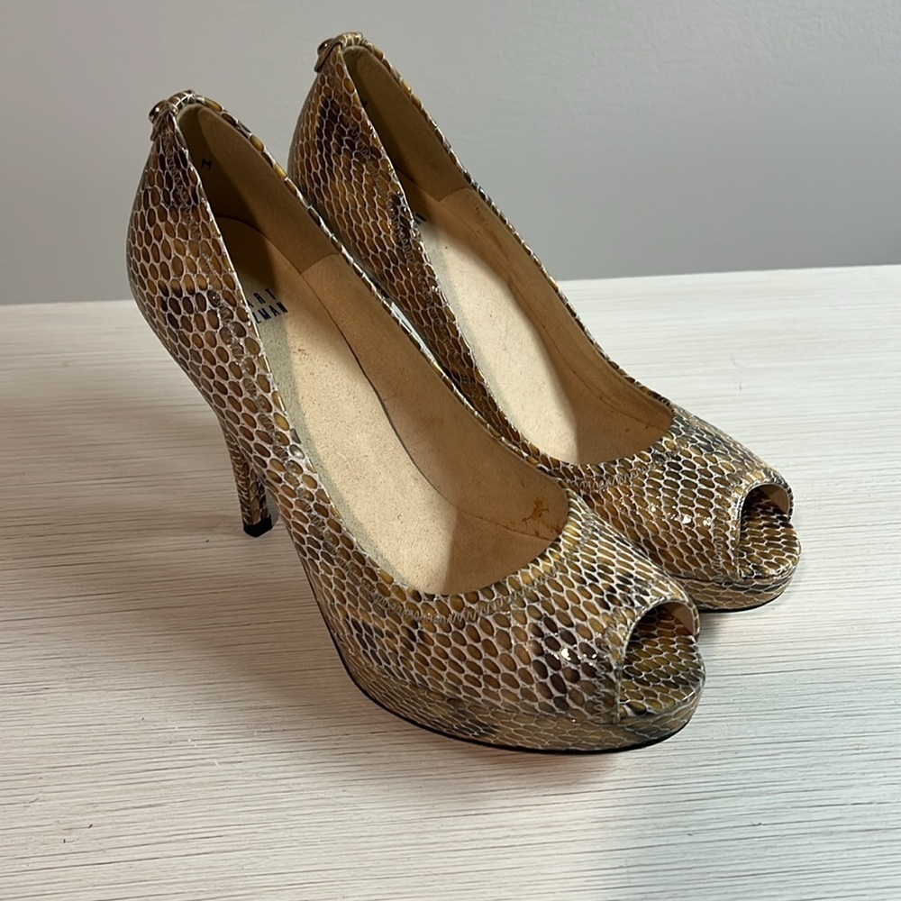 Stuart Weitzman Ivory Snake Print Open Toe Heels 8.5 never worn - Picture 2 of 10